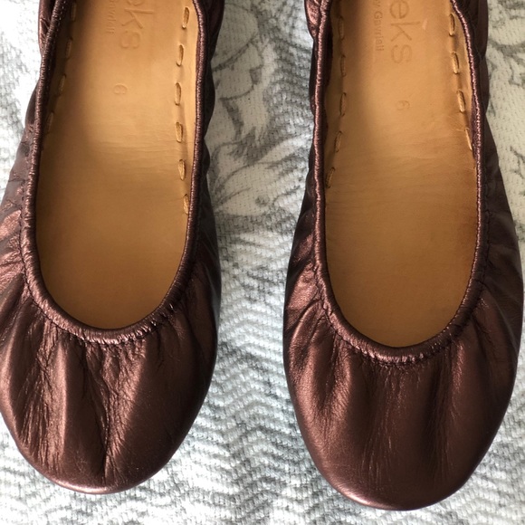 Limited ed. Raspberry Truffle Tieks by Gavrieli - Picture 2 of 11